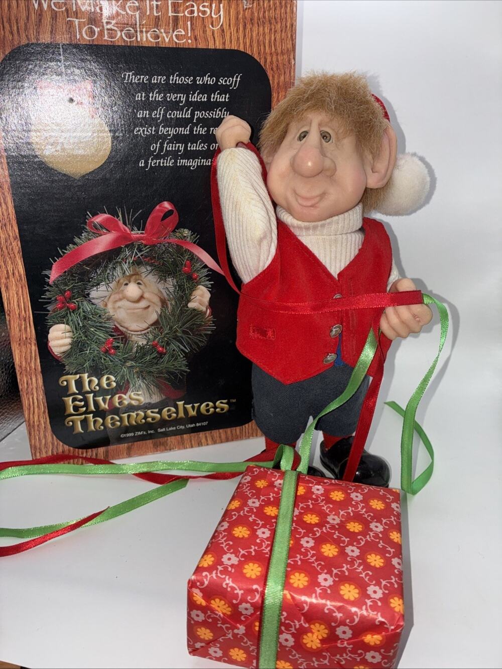 Zims The Elves Themselves Raymond Figurine Wrapping Presents Christmas 10” 1999